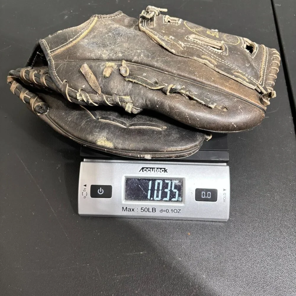 Vintage MacGregor HRKB Hank Aaron All‑Time Home Run King Baseball Glove RHT